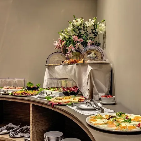 فندق أل مانثيا 4*