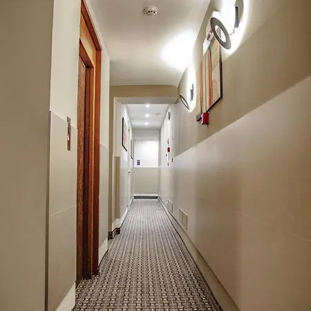 Al Manthia - Gruppo Trevi Rome