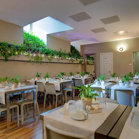 Hotel Al Manthia - Gruppo Trevi 4*