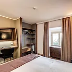 Al Manthia - Gruppo Trevi 4*